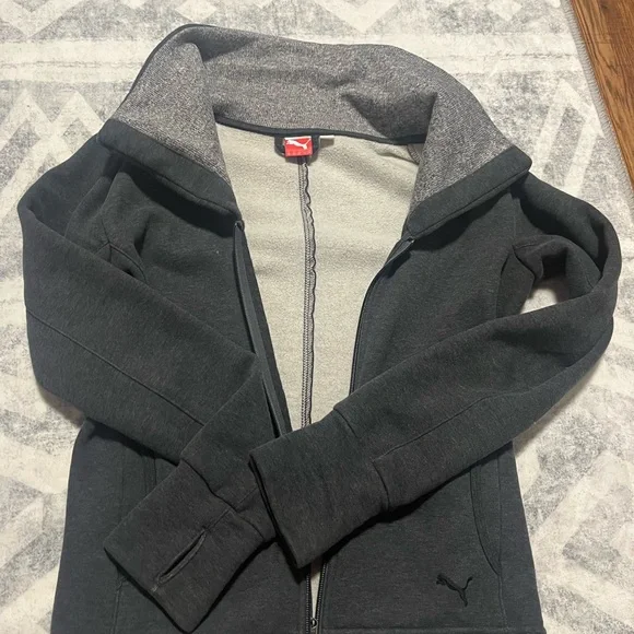 Puma workout jacket - Picture 1 of 4